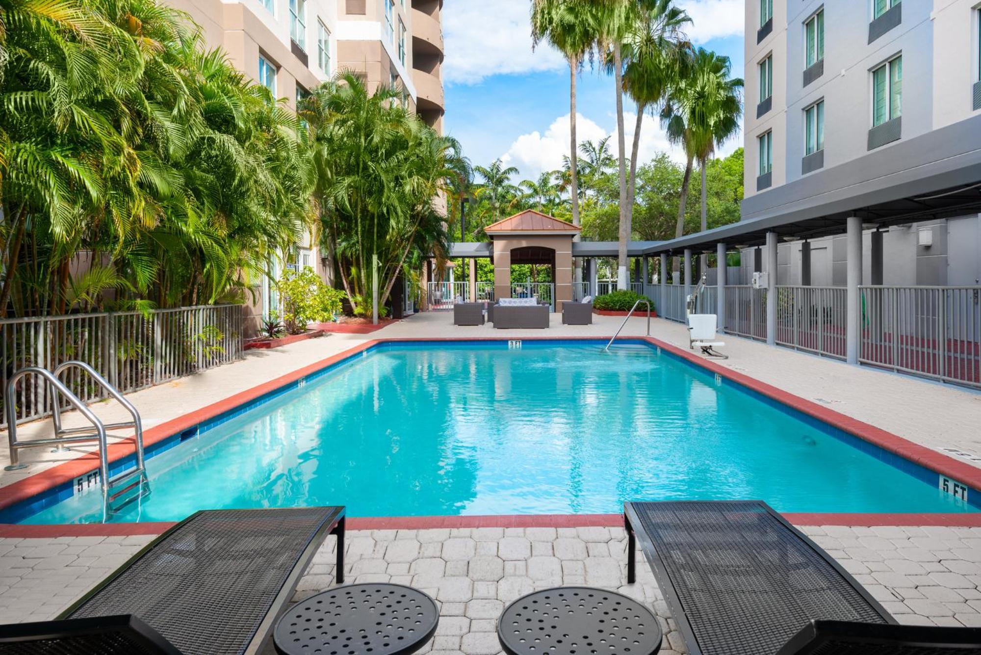 Holiday Inn Miami-Doral Area, An Ihg Hotel Bagian luar foto